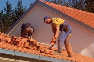 Karabağlar Çatı Yapımı Aktarma Onarım İzolasyon